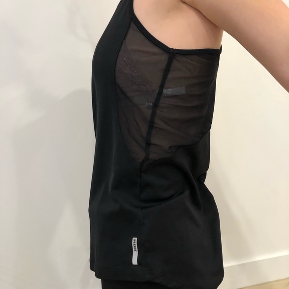 Athletic Mesh Sleveless T Shirt - Picture 2 of 6